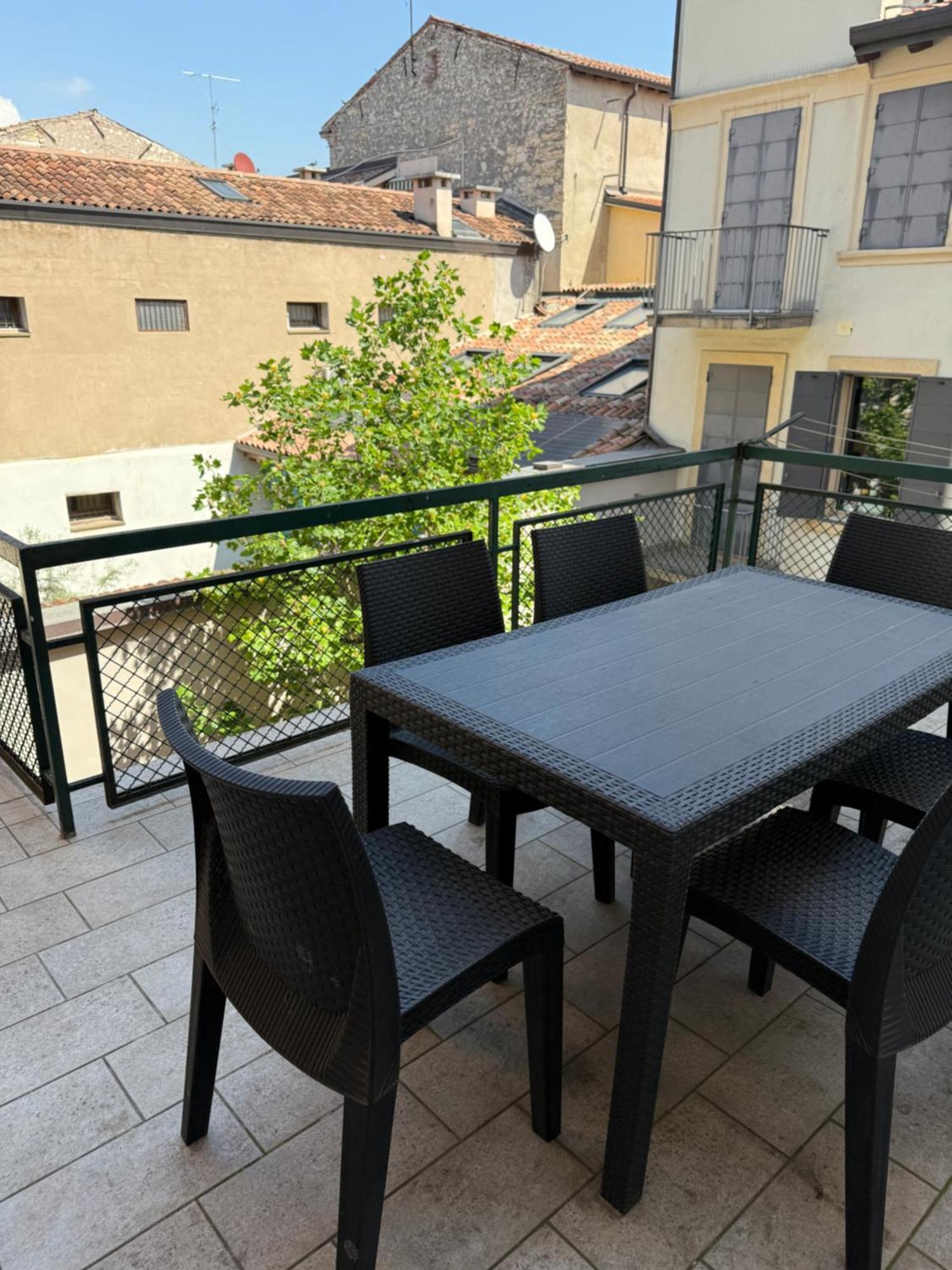La Terrazza Di Vittoria Apartment Verona Exterior foto